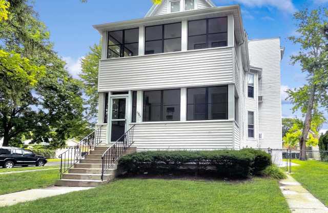 6867 N Ottawa Avenue unit: 2 photos photos