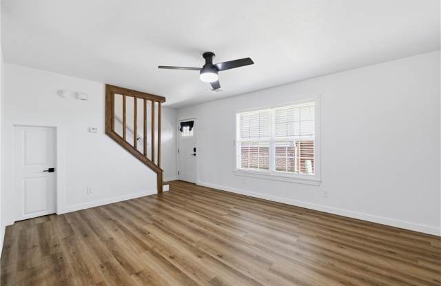 2404 SE Jayel Terrace Gallery 3