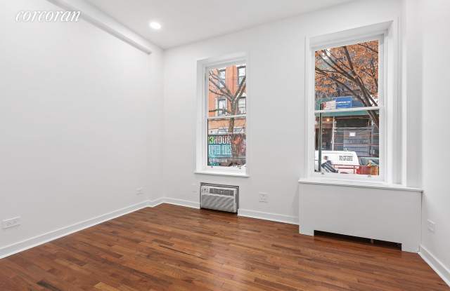 51 Bank Street Gallery 2