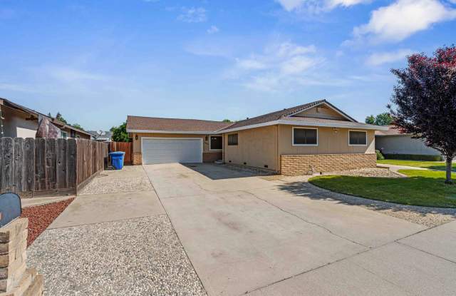 3 bedroom home for RENT in Modesto - 2025 Sweetwater Dr photos photos