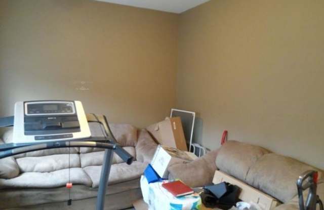 1637 CHURCH (EVANSTON) Gallery 4
