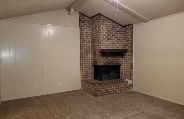 7345 Folkstone Dr Gallery 3