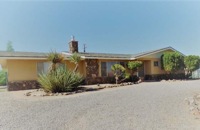 Charming and Spacious! photos photos