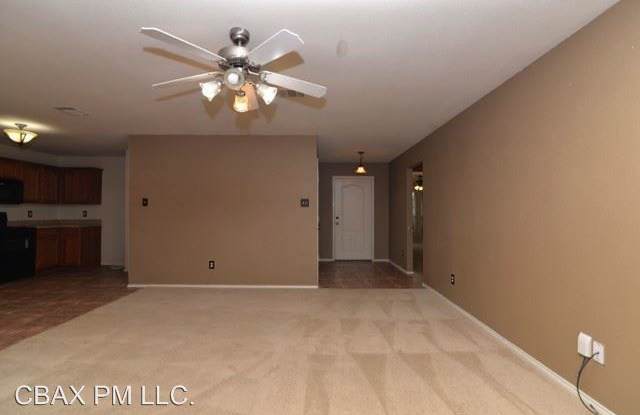 2009 Woodhurst Trail Gallery 2