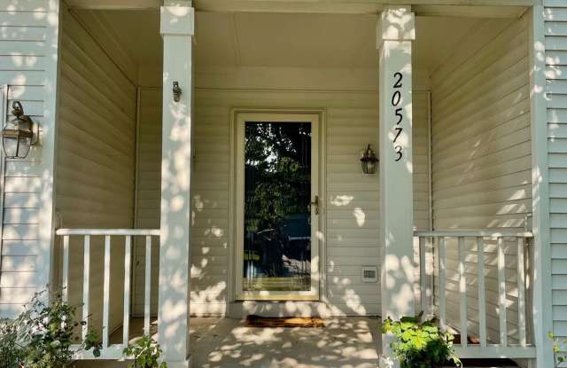 20573 BREEZYHILL DRIVE Gallery 3