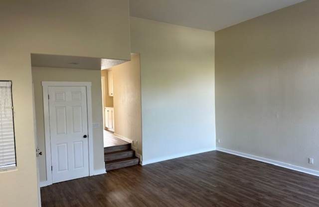 Seabridge: Upper 2 Bedroom 2 Bath Condo, Gallery 3