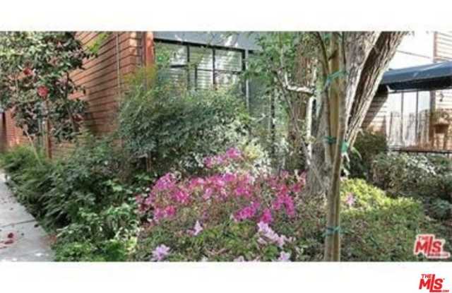 1211 Horn Ave photos photos