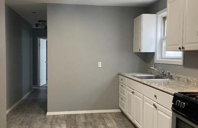 644 Trumbull Street - Floor photos photos