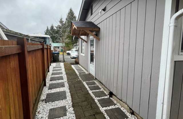 Charming 1-Bedroom Home in Granite Falls – Fully Remodeled  Move-In Ready! photos photos