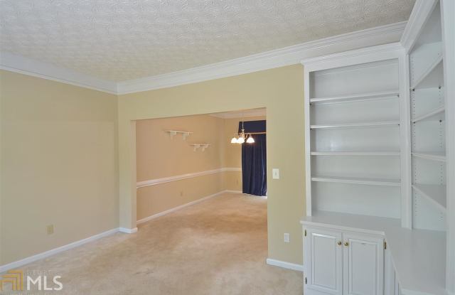 1301 Chandler Ct Gallery 4