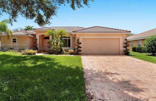 4132 NW 58th Dr - 4132 Northwest 58th Drive, Coconut Creek, FL 33073