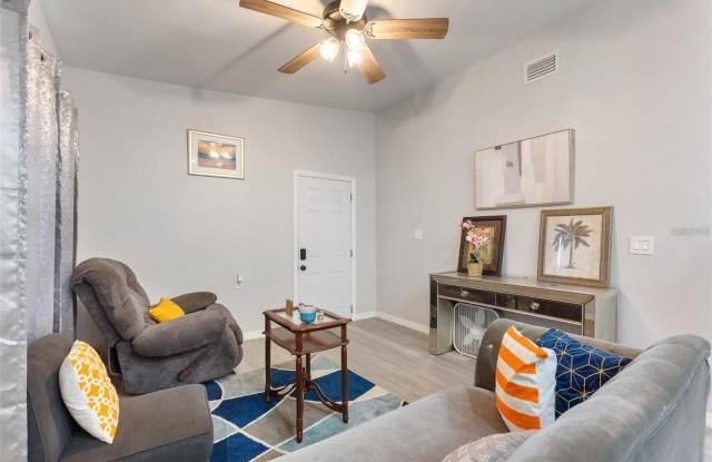 1495 PENNIWA Street Gallery 4