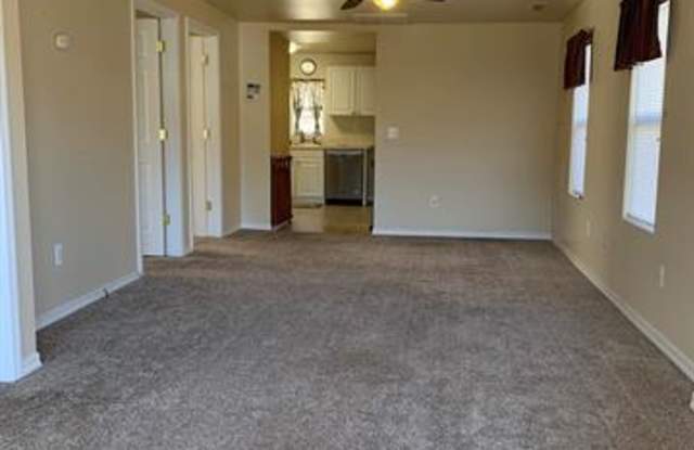 5418 SARVIS Avenue Gallery 4