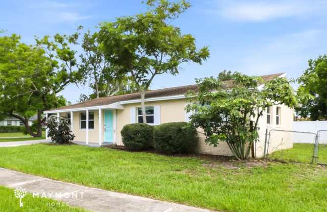 8221 Jacaranda Avenue Gallery 3