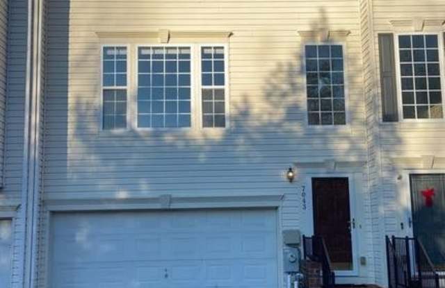 7043 Water Oak Road Gallery 2