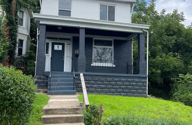 Updated Home with 3 Beds, 1.5 Baths, and Back Yard Gallery 1