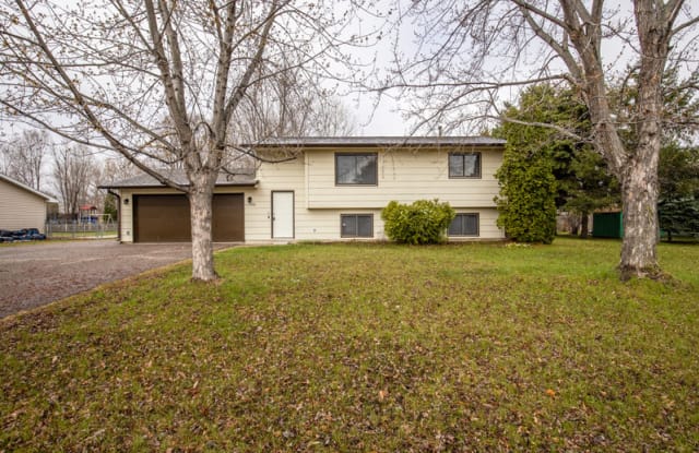 11300 Brenda Blvd N - 11300 Brenda Boulevard, Becker, MN 55308