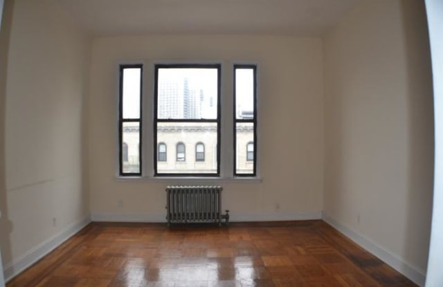 395 Fort Washington AVENUE - 395 Fort Washington Avenue, New York City, NY 10033