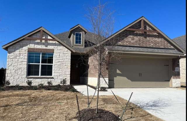 1604 Somerset Lane - 1604 Somerset Lane, Weatherford, TX 76087