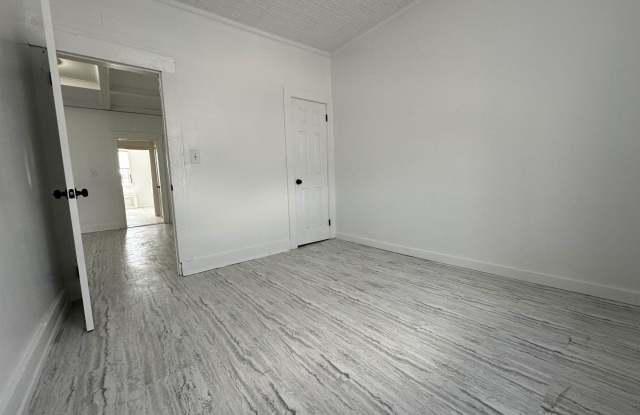 526 VALLEY BROOK AVE photos photos