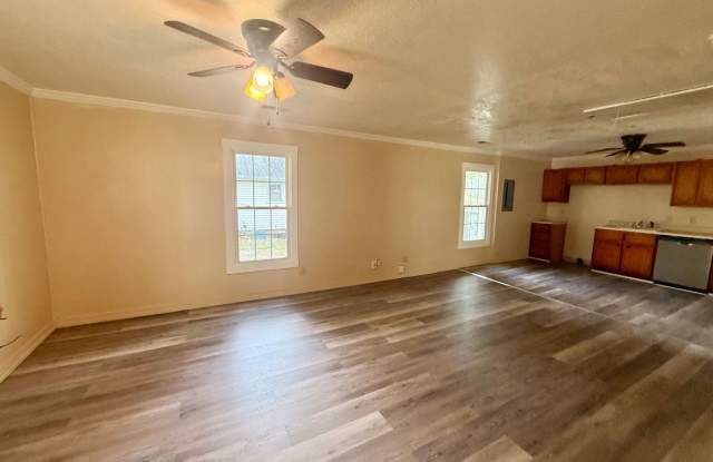 2 bed 1 bath home in Milan TN Gallery 3