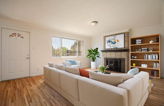 425 Graceland Drive SE photos photos