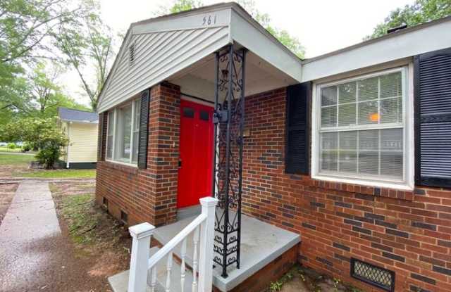 561 Lucerne Drive Gallery 2