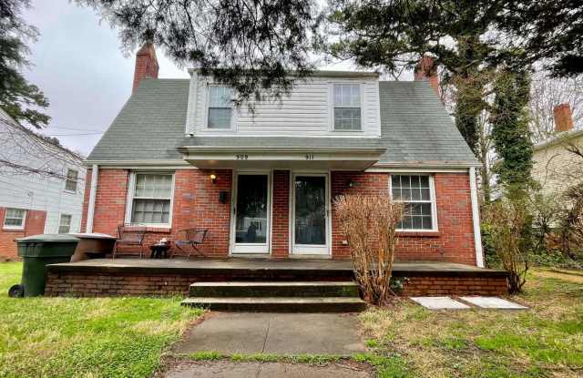 One-Bedroom, One Bath Townhouse at Spring Garden/Lindell Duplex photos photos