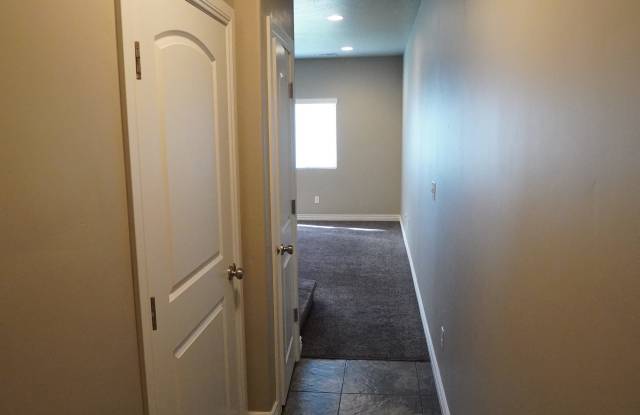 2895 N 1100 W Gallery 2
