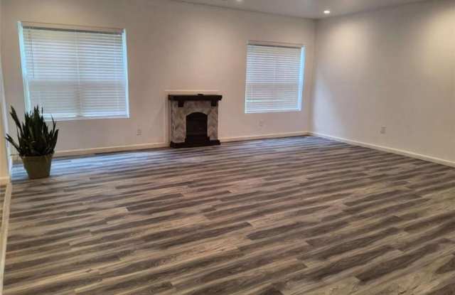325 Sunderland Way photos photos