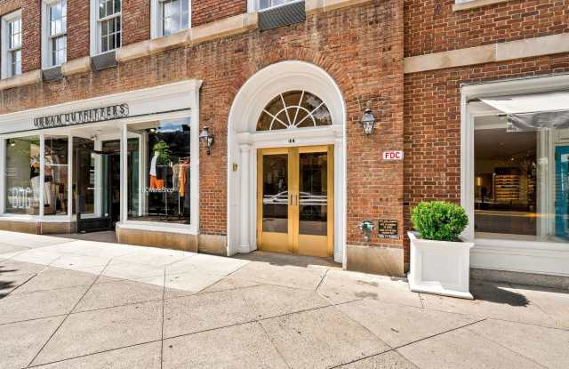 44 Nassau Street Gallery 1