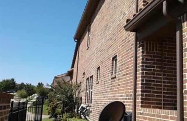 6700 Castillo Street Gallery 4