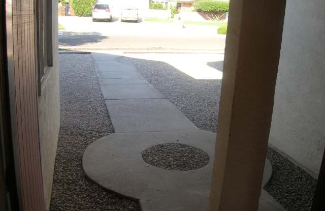 9400 Admiral Nimitz NE photos photos