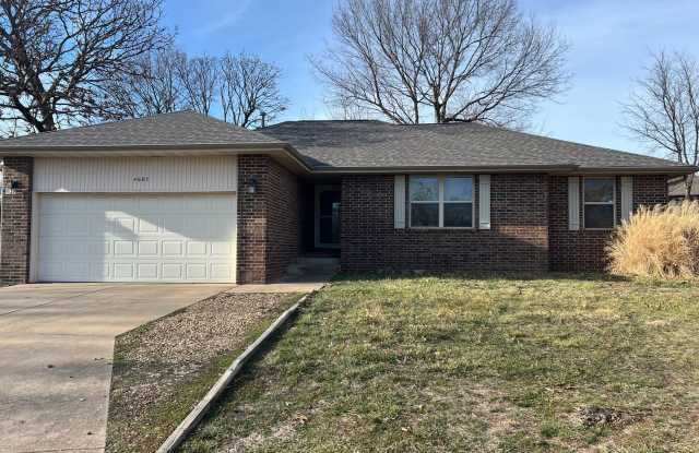 3 Bedroom / 2 Bathroom in Battlefield photos photos