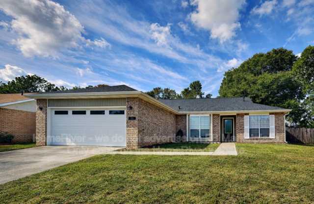 111 Steeplechase Dr photos photos