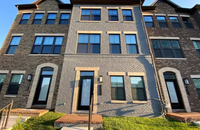 13222 LAKE WATERVIEW WAY - 13222 Lake Waterview Way, McNair, VA 20171