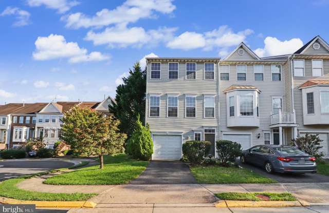 6239 FROSTY WINTER Court Gallery 2