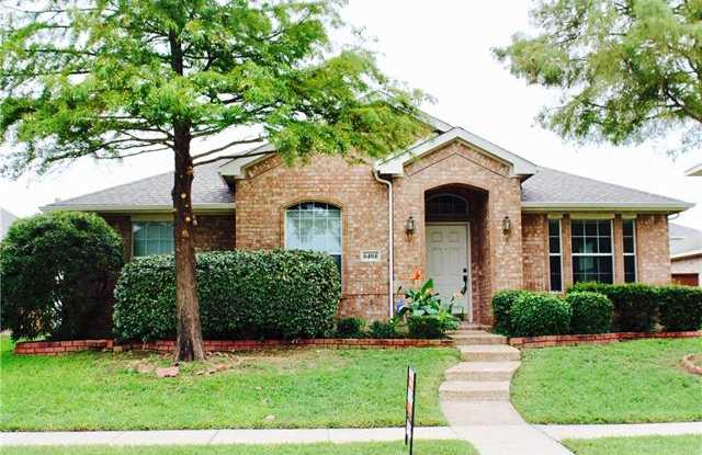 6404 Branchwood - 6404 Branchwood Trail, The Colony, TX 75056