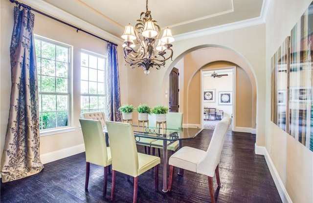 862 Deerfield Road Gallery 4