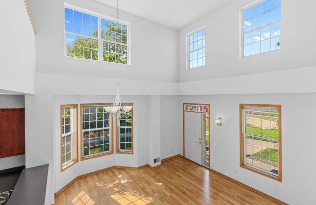 1617 Legacy Pkwy E Gallery 3
