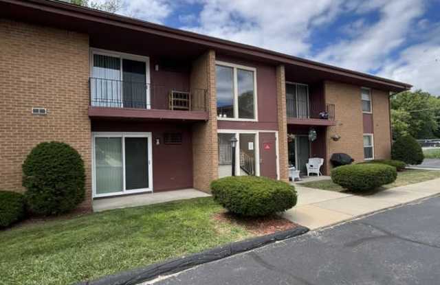 741 North Macomb Street - 4 photos photos