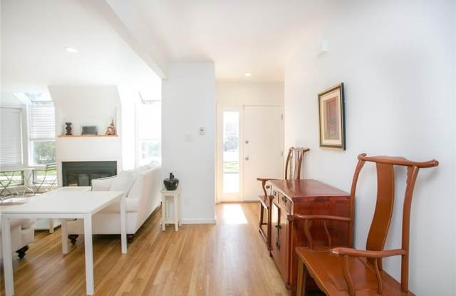 421 Bellevue Avenue Gallery 4