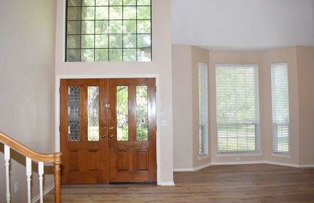 1602 Tealwood Court Gallery 3