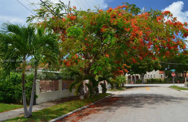 1231 SW 15th St photos photos