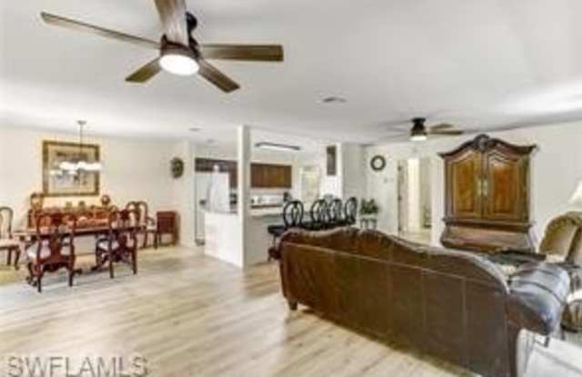 925 Palm View Dr lot: 111 Gallery 3