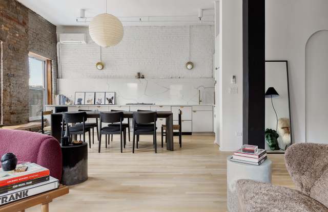 27 Broadway Gallery 3