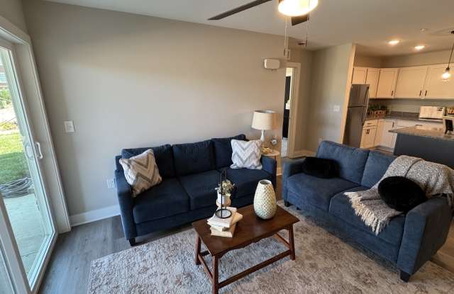 8200 Westmont Drive #101 Gallery 3