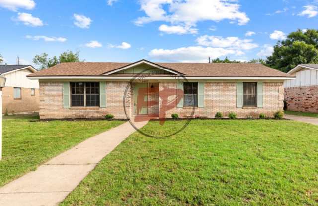 6407 Landmark Drive photos photos