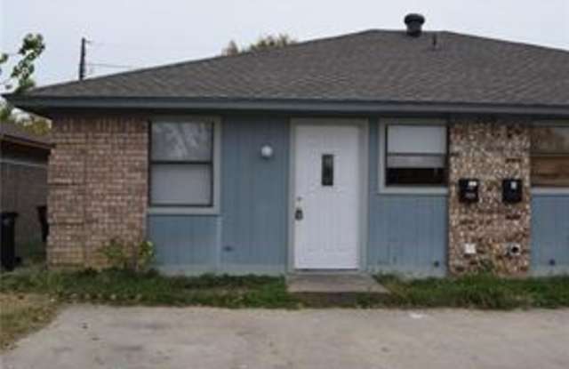 2618 Refugio Avenue - 2618 Refugio Avenue, Fort Worth, TX 76164