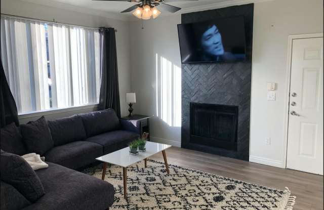 7009 E ACOMA Drive Gallery 2